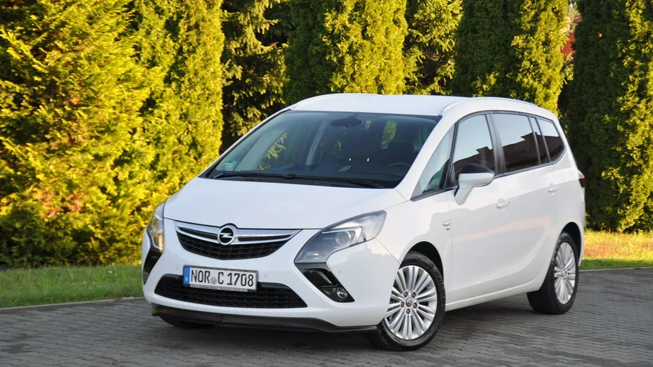 OPEL Zafira -