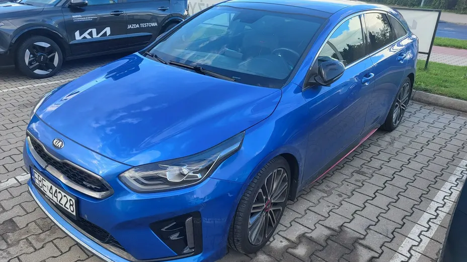 KIA ProCeed -