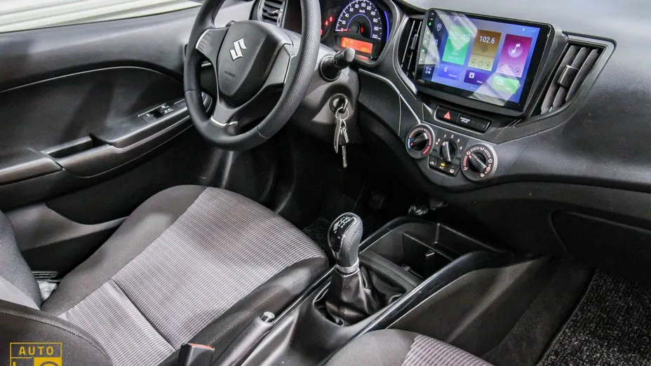 SUZUKI Baleno -