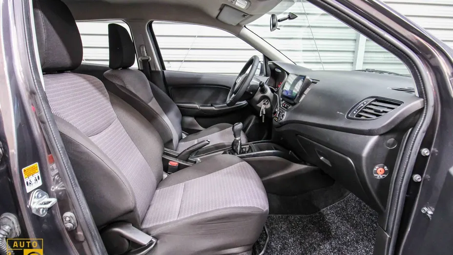 SUZUKI Baleno -