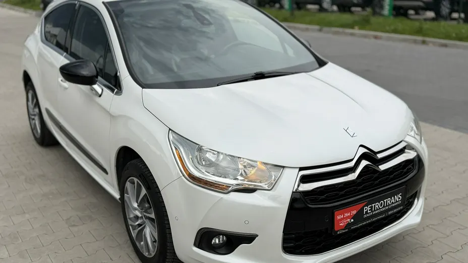 DS DS4 -
