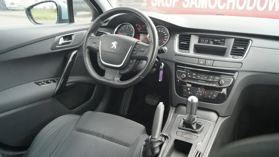 PEUGEOT 508 -