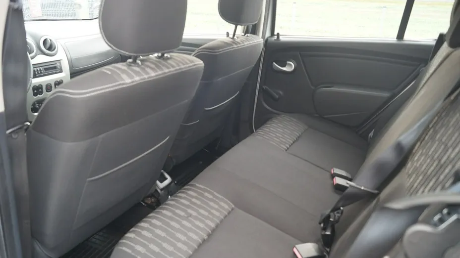 DACIA Sandero -