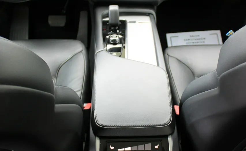 VOLVO XC90 -