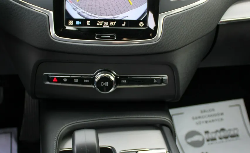 VOLVO XC90 -