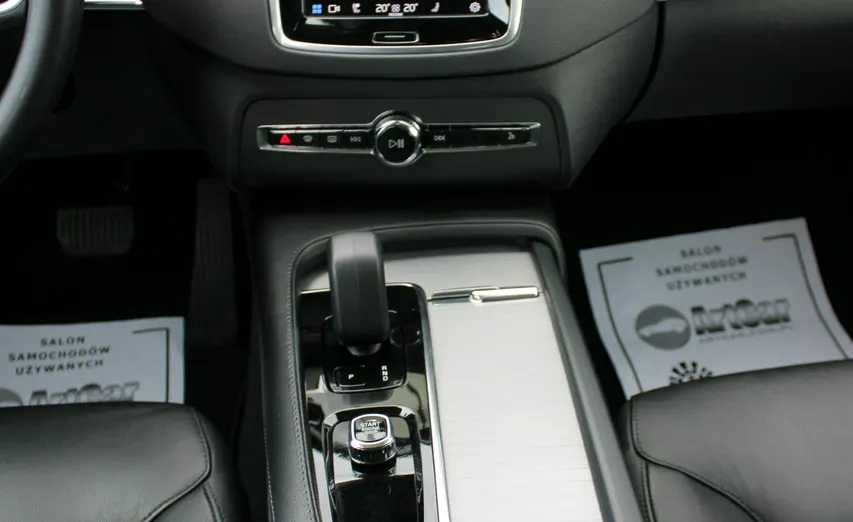 VOLVO XC90 -