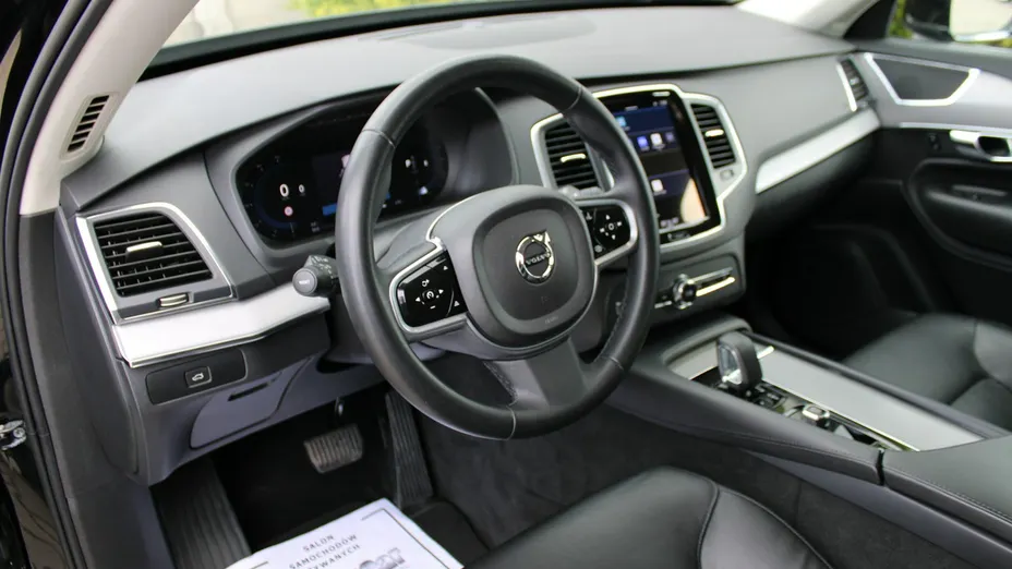 VOLVO XC90 -