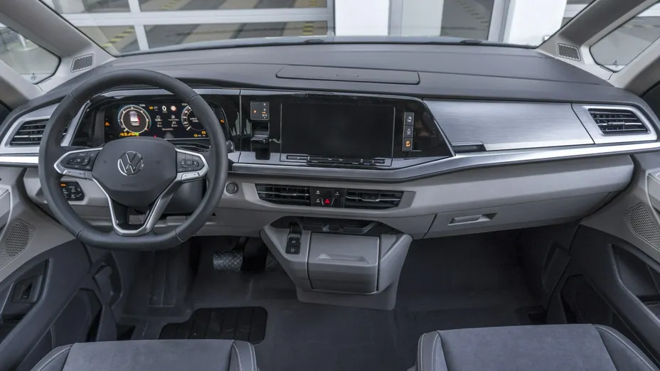 VOLKSWAGEN Multivan -