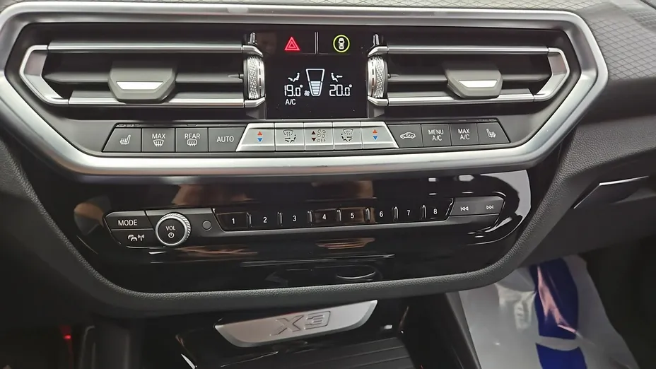 BMW X3 -