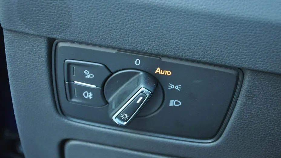 VOLKSWAGEN Arteon -