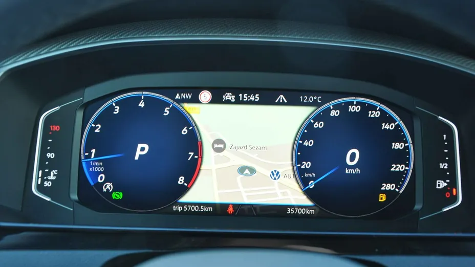 VOLKSWAGEN Arteon -