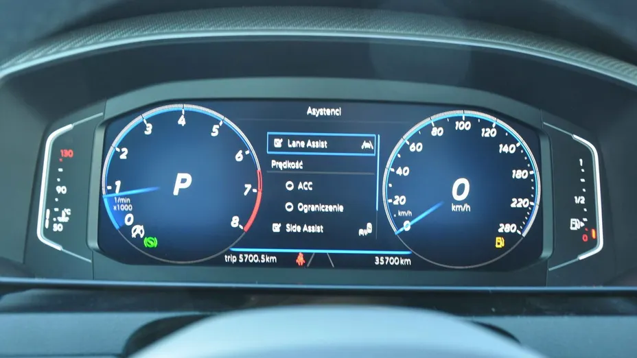 VOLKSWAGEN Arteon -