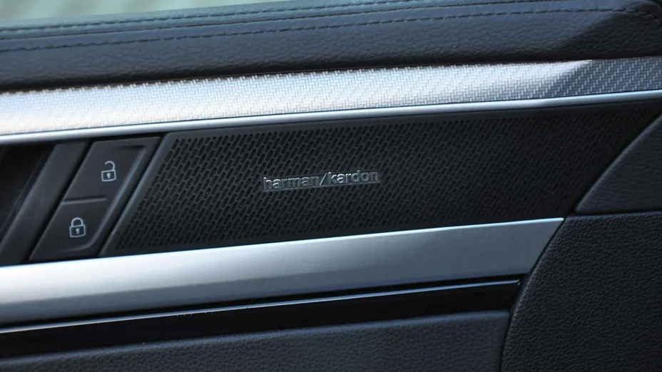 VOLKSWAGEN Arteon -