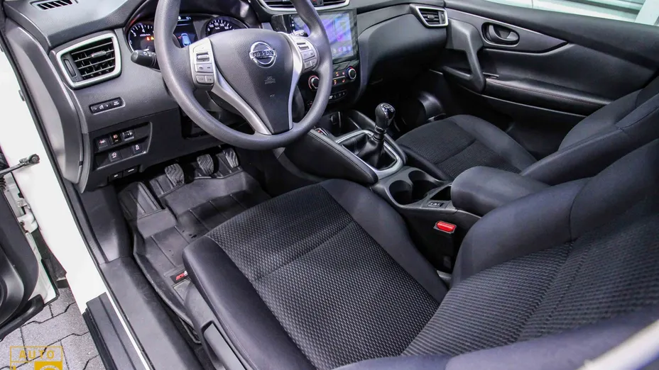 NISSAN Qashqai -