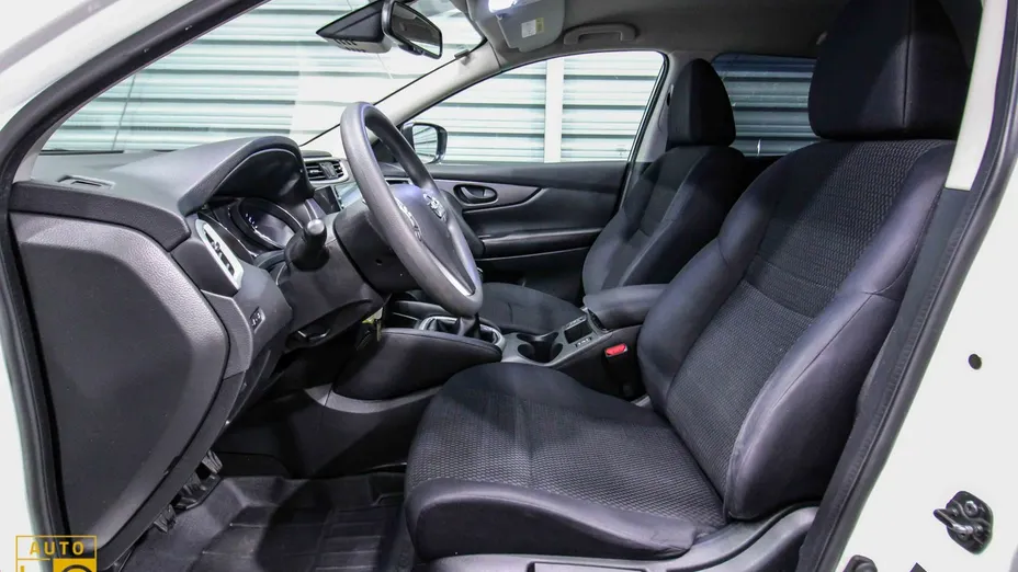 NISSAN Qashqai -