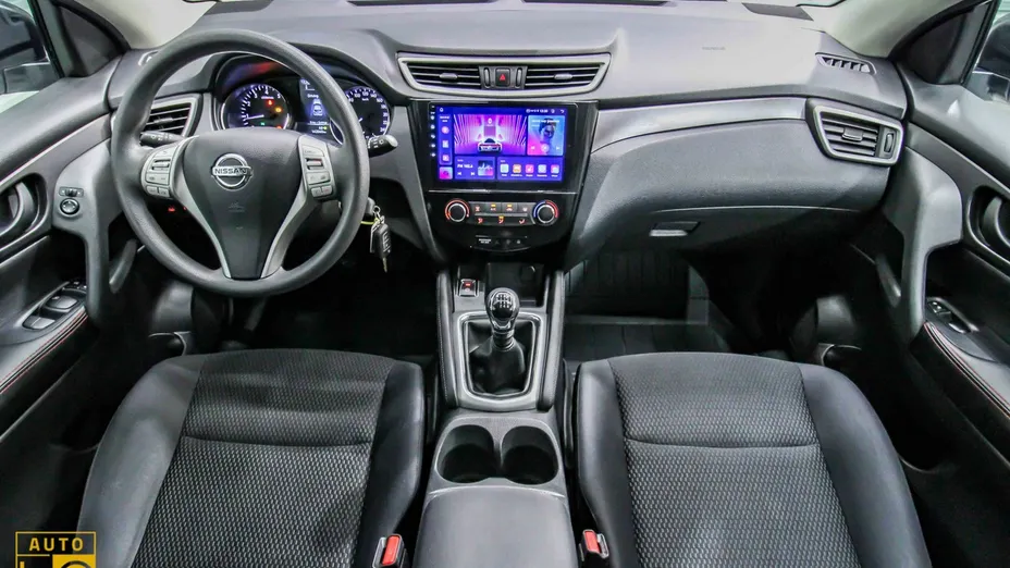 NISSAN Qashqai -