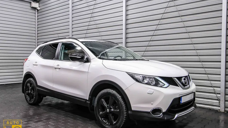NISSAN Qashqai -