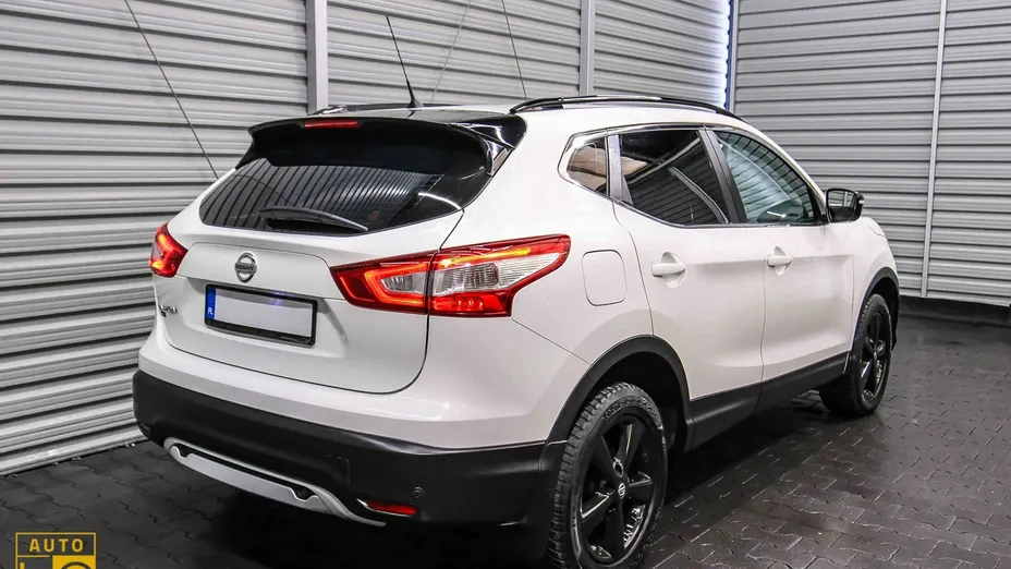 NISSAN Qashqai -