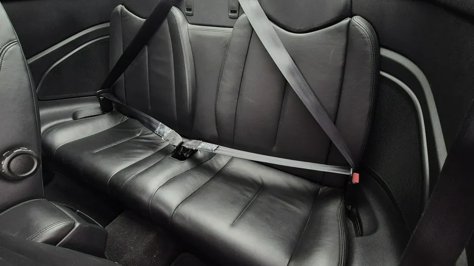 PEUGEOT RCZ -