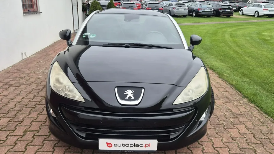 PEUGEOT RCZ -