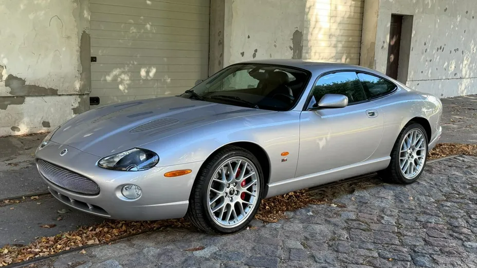 JAGUAR XK -