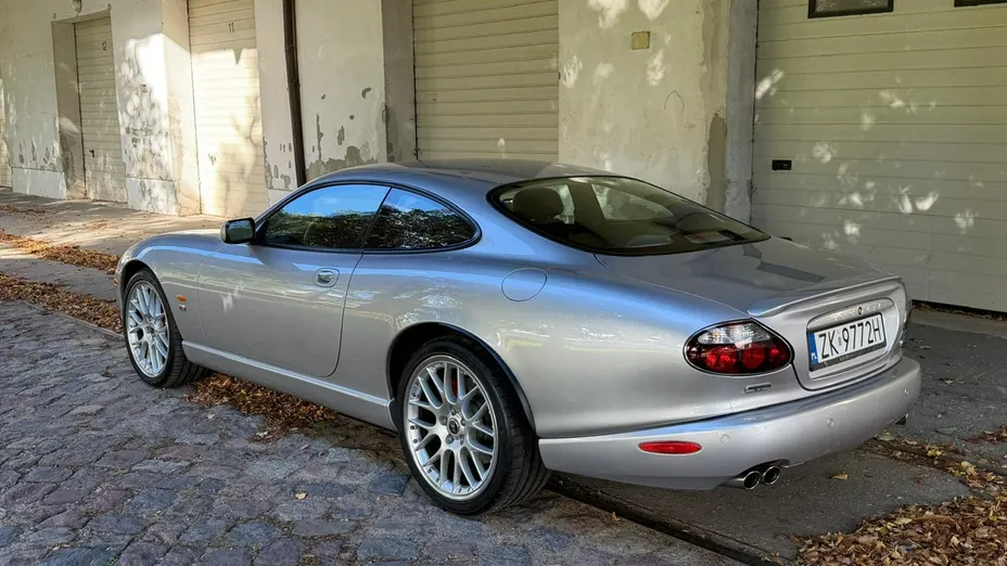 JAGUAR XK -