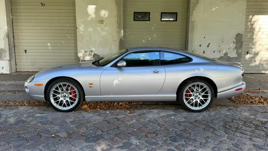 JAGUAR XK -