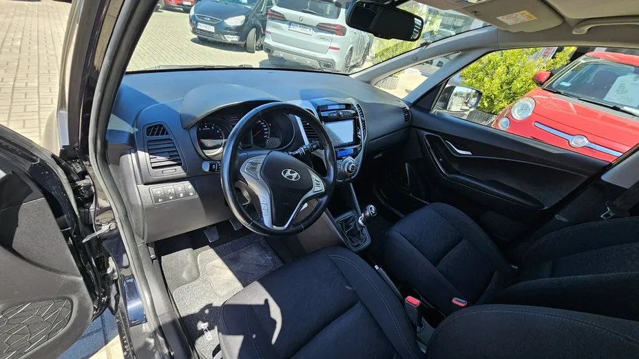 HYUNDAI ix20 -