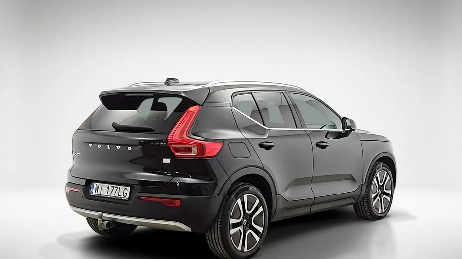 VOLVO XC40 -