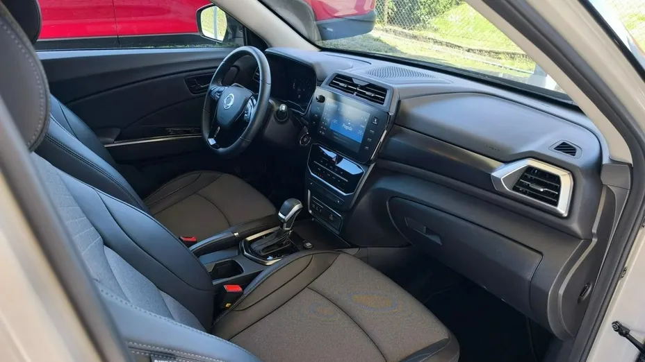 KGM / SSANGYONG Tivoli -