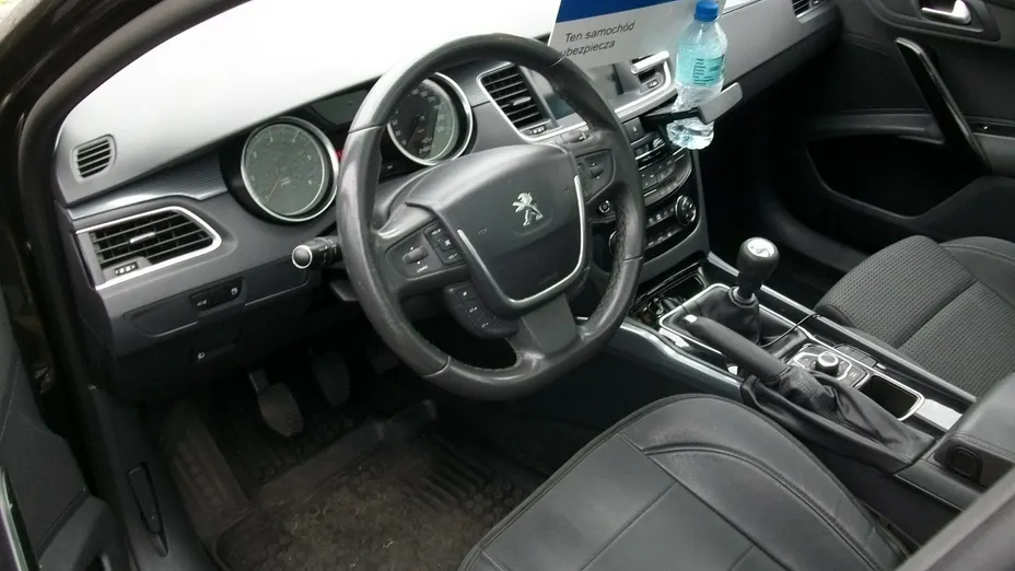 PEUGEOT 508 -