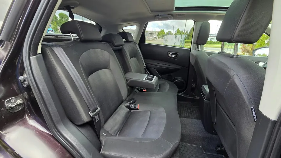 NISSAN Qashqai -