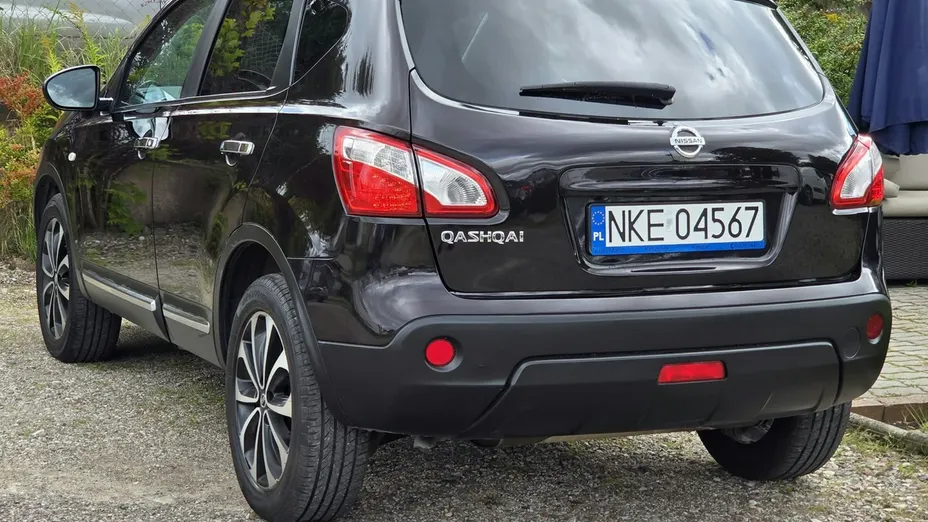 NISSAN Qashqai -
