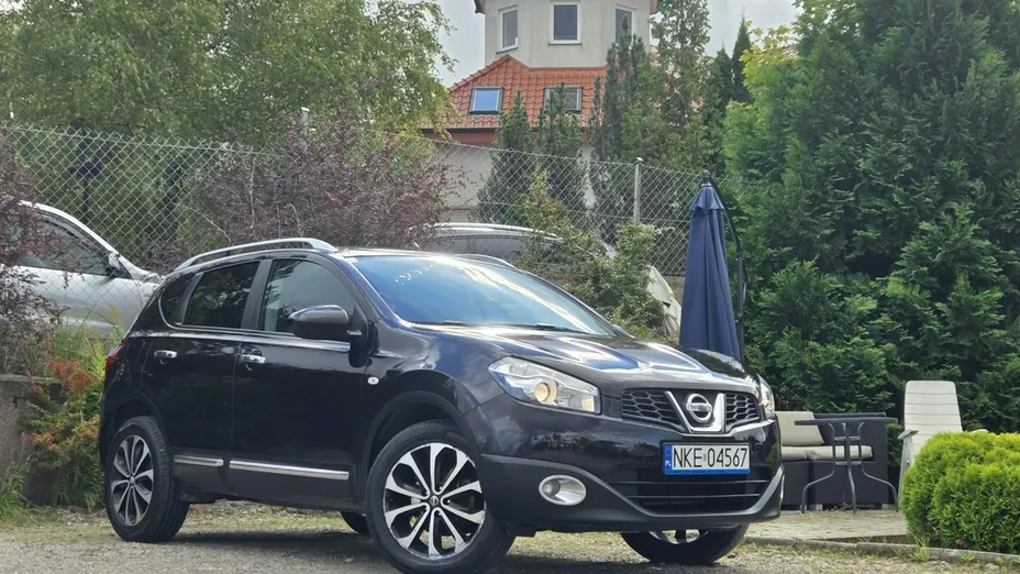 NISSAN Qashqai -
