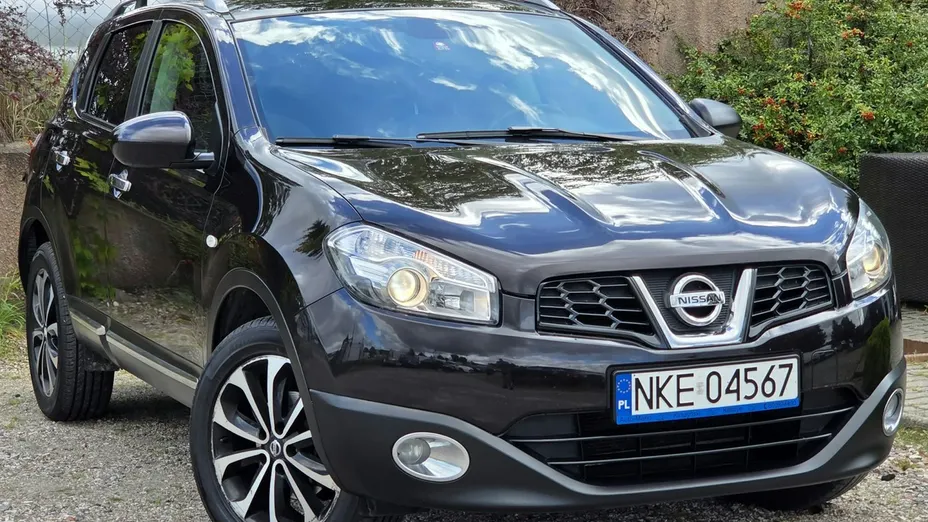 NISSAN Qashqai -
