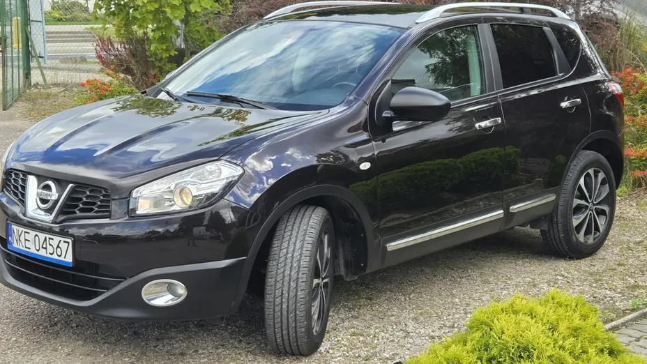 NISSAN Qashqai -