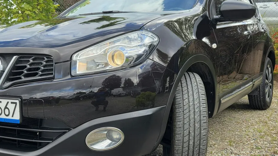 NISSAN Qashqai -