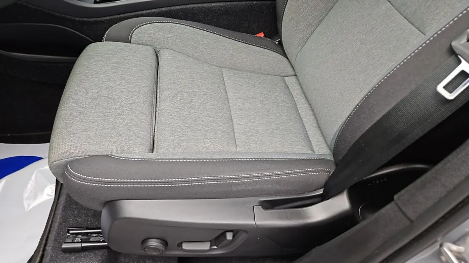 VOLVO XC40 -