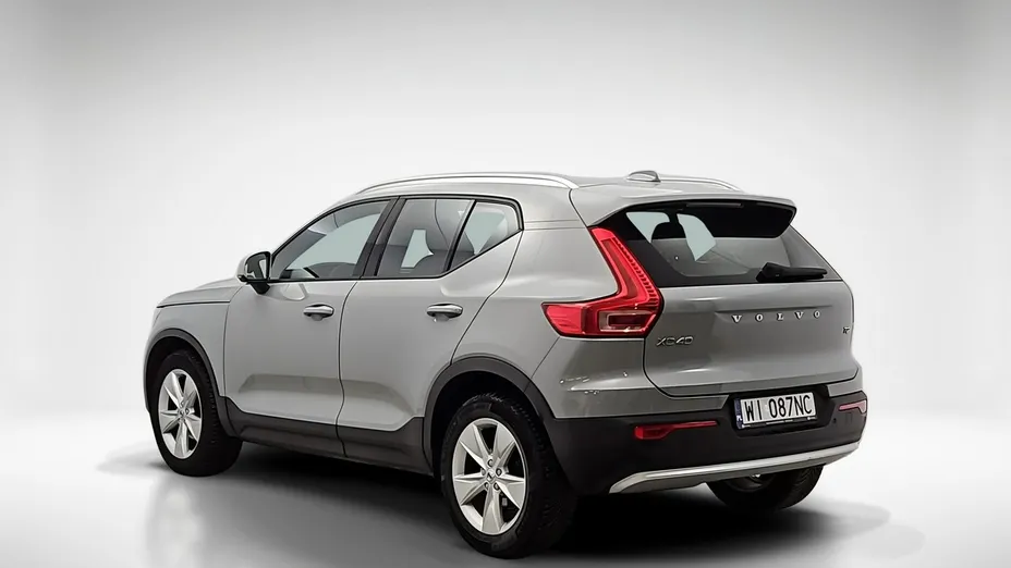 VOLVO XC40 -