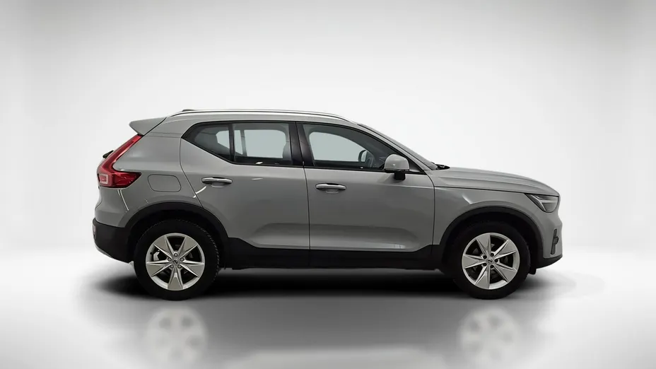 VOLVO XC40 -