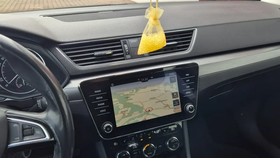 SKODA Superb -
