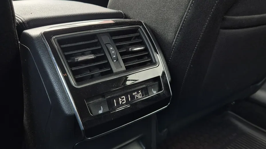 SKODA Superb -