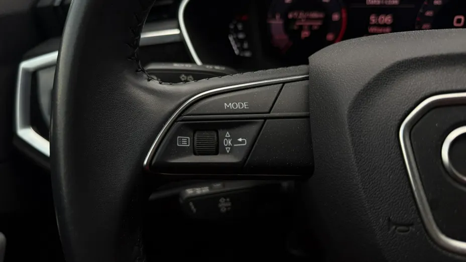 AUDI Q3 -