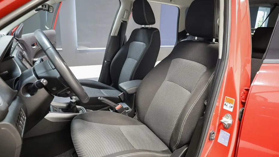 SUZUKI Vitara -