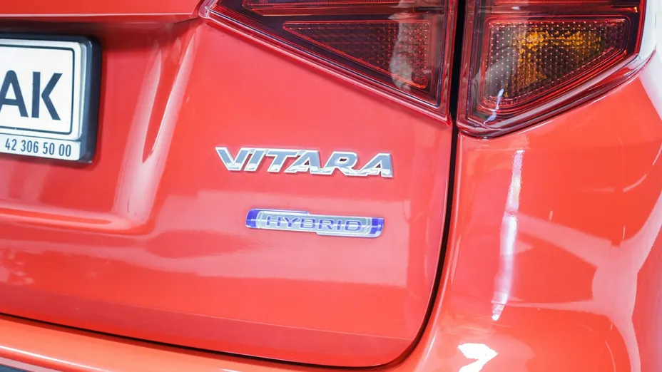 SUZUKI Vitara -