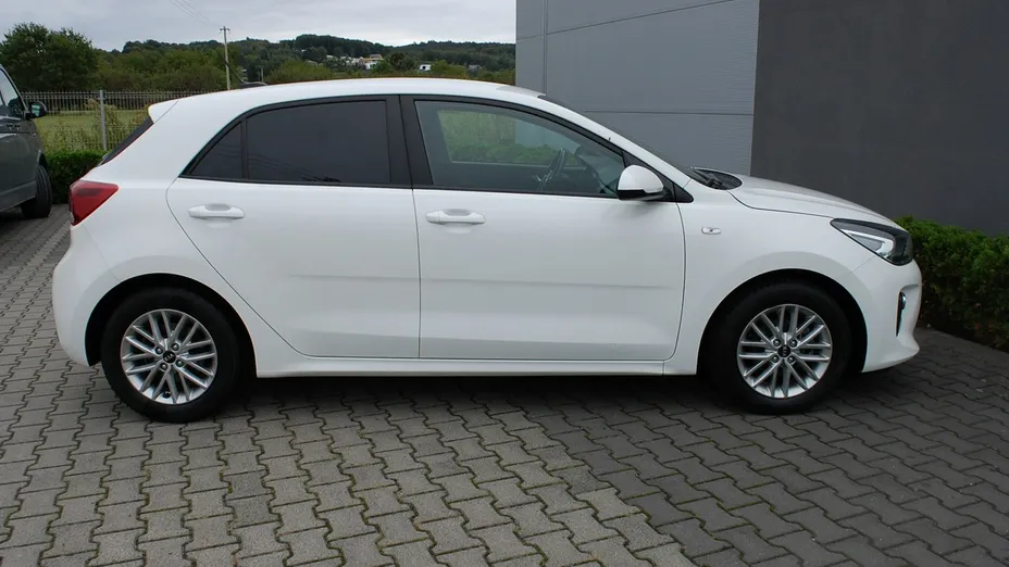 KIA Rio -