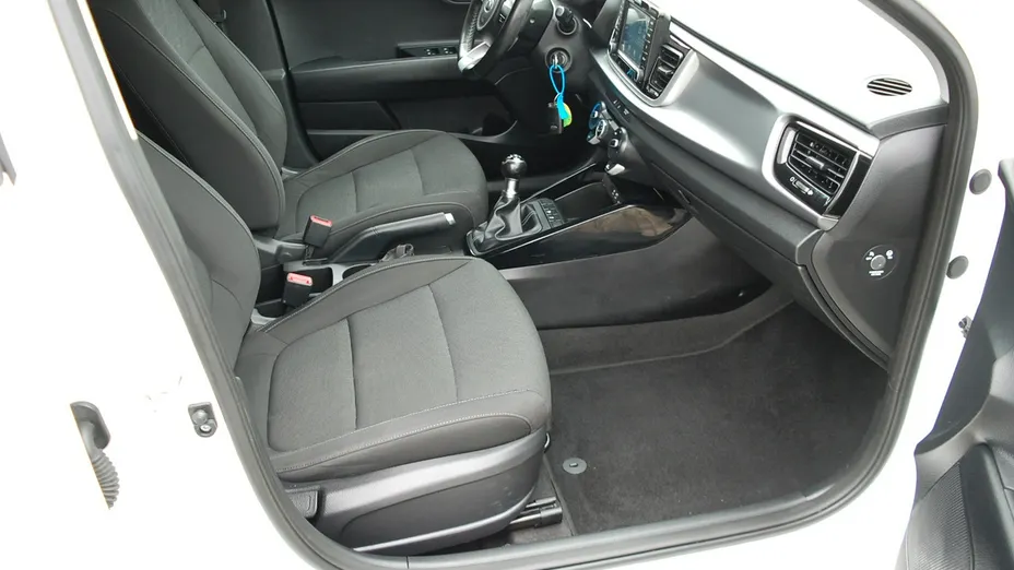 KIA Rio -