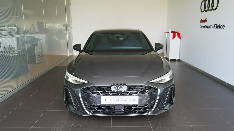 AUDI A6 -