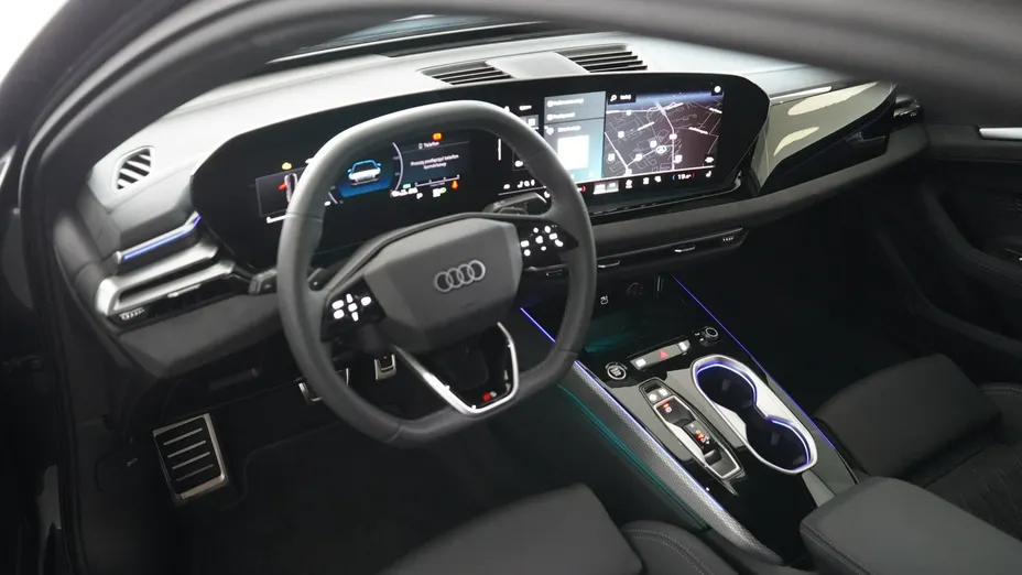 AUDI A6 -