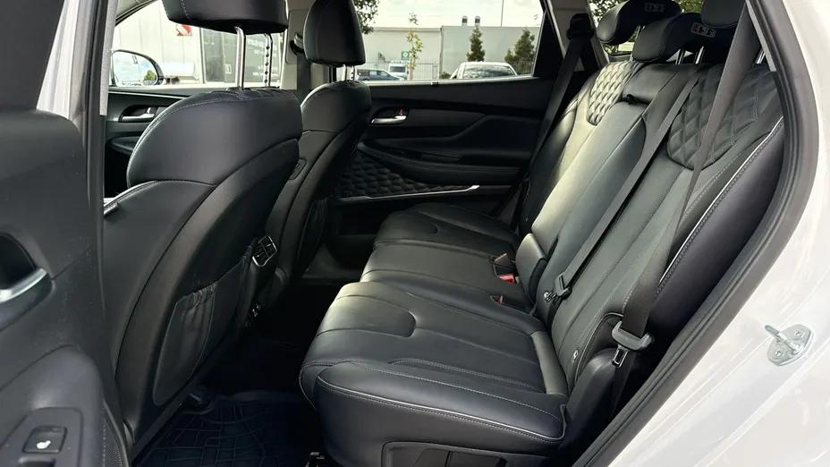 HYUNDAI Santa Fe -